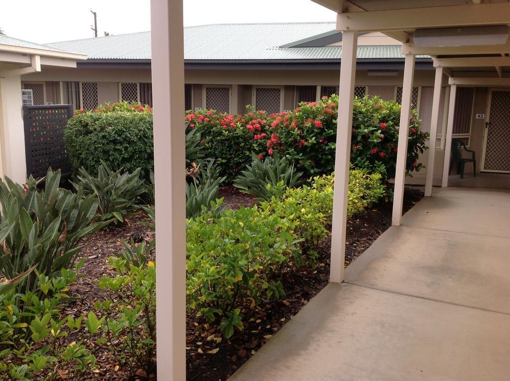 Port Denison Motor Inn Bowen Exterior foto